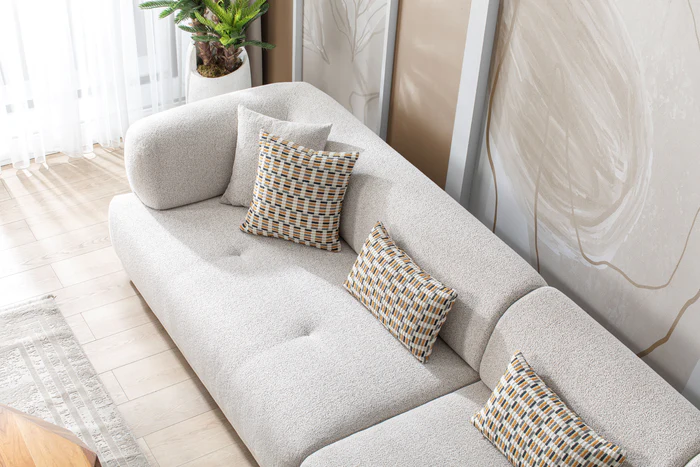 Lyna Ivory 3 Pc 144 RAF Sectional3