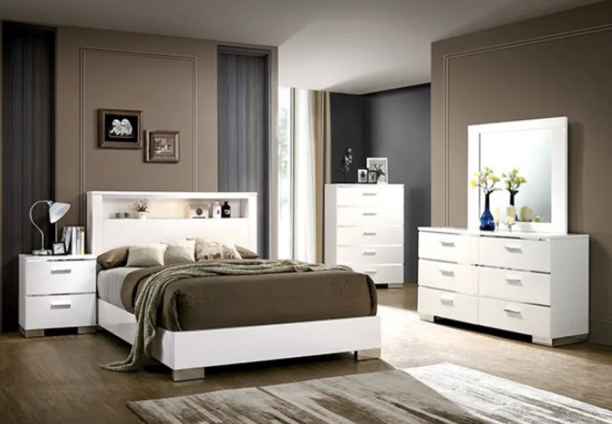Foa7049WH Carlie Bedroom Furniture Set