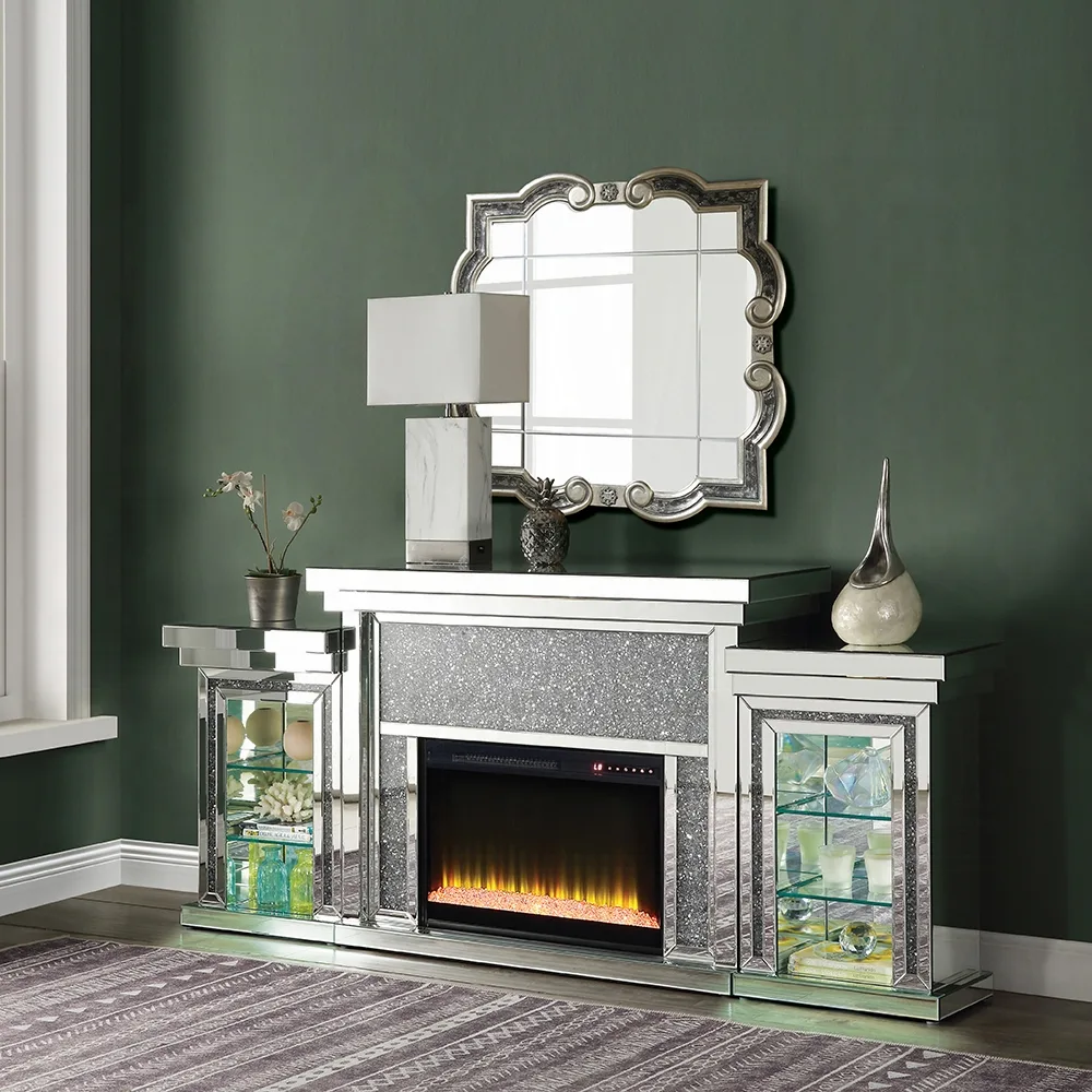 AC00524-Noralie-Fireplace